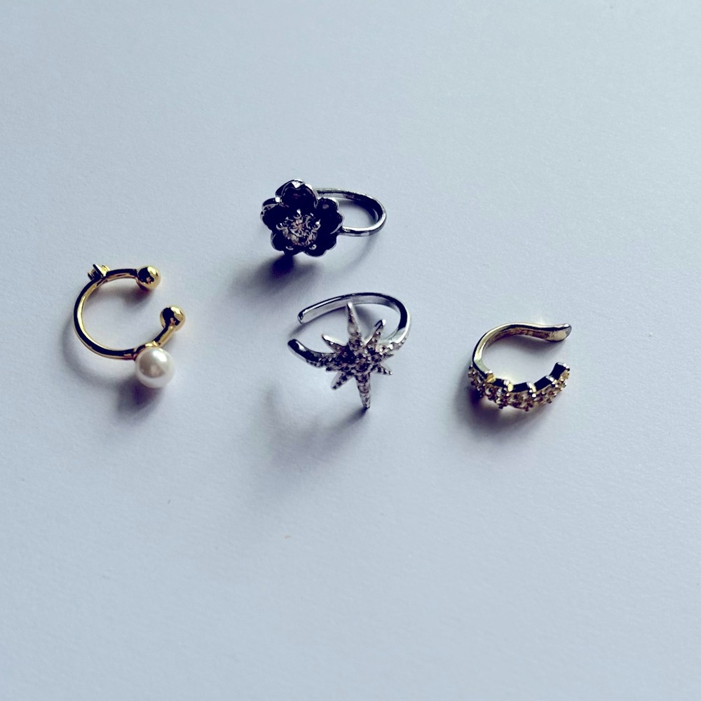Bundle of four ear cuffs, no piercing needed - Picture 2 of 3
